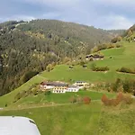 Zeller By Interhome Daire Zell am See